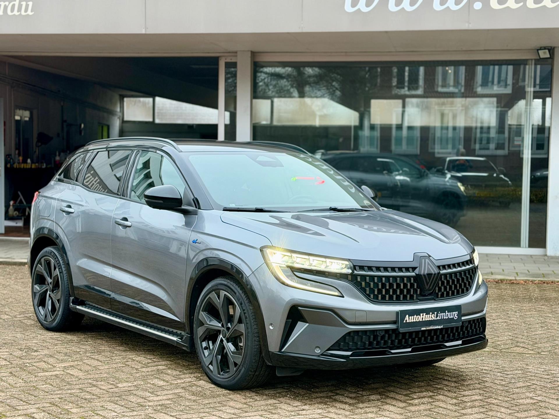 Renault Austral 1.2 E-Tech full hybrid 200 iconic esprit Alpine|Nieuwstaat|Camera|Nav