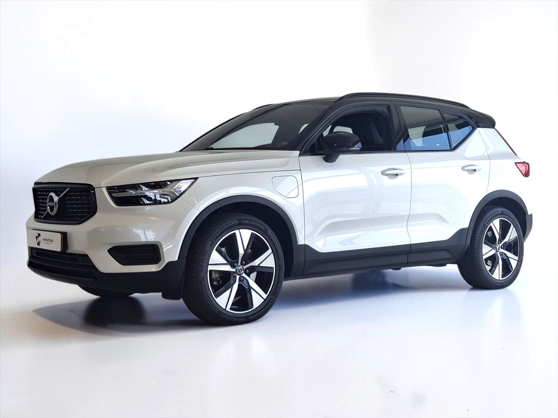 Volvo XC40 1.5 T4 211PK PHEV Recharge R-Desing