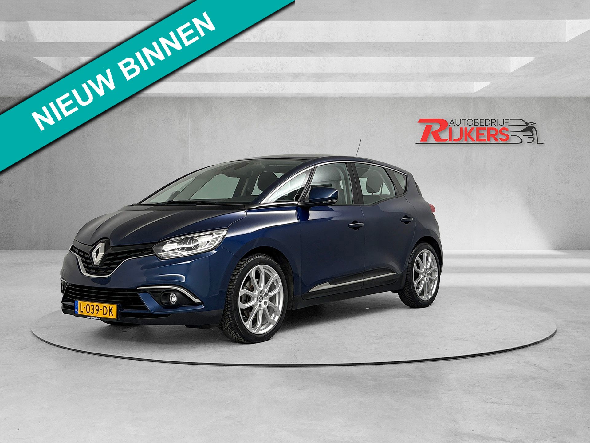 Renault Scénic 1.2 TCe Intens handgeschakeld 116PK Trekhaak,Airco,Bluetooth,Cruise Control,Navigatie,20"LMV,Elektrische ramen