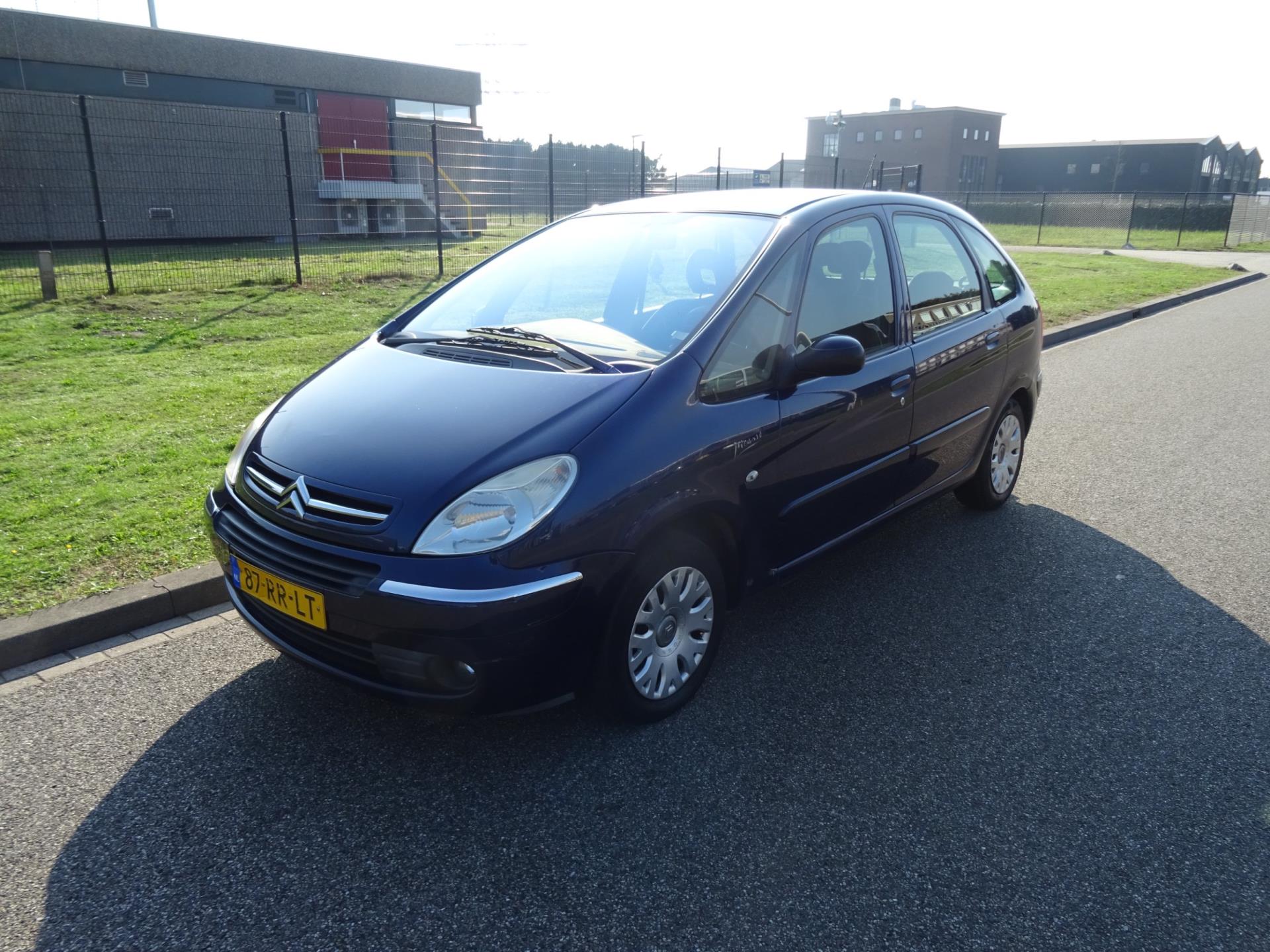 1.8i-16V Attraction