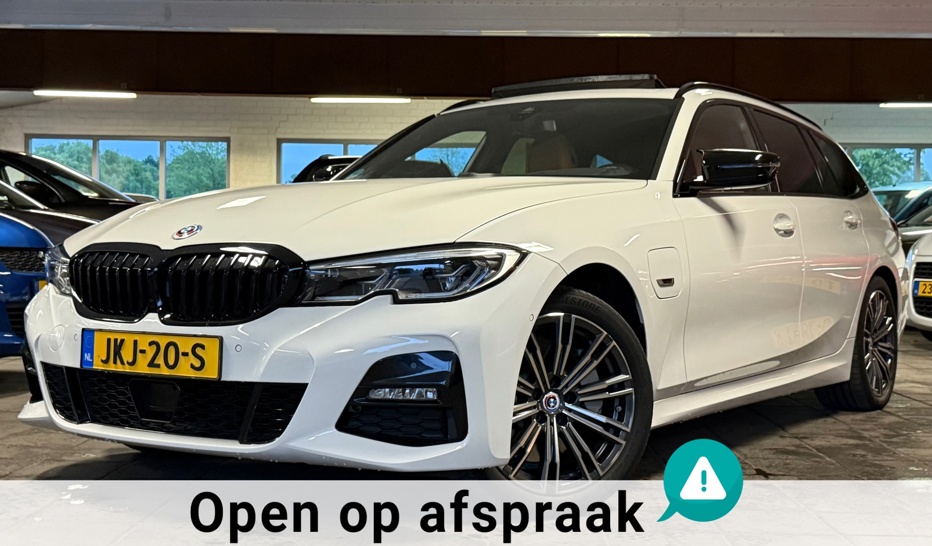 BMW 3-serie Touring 330e Business Edition Plus|Fulloption|DealerOH|Fabrieksgarantie|Panoramadak|