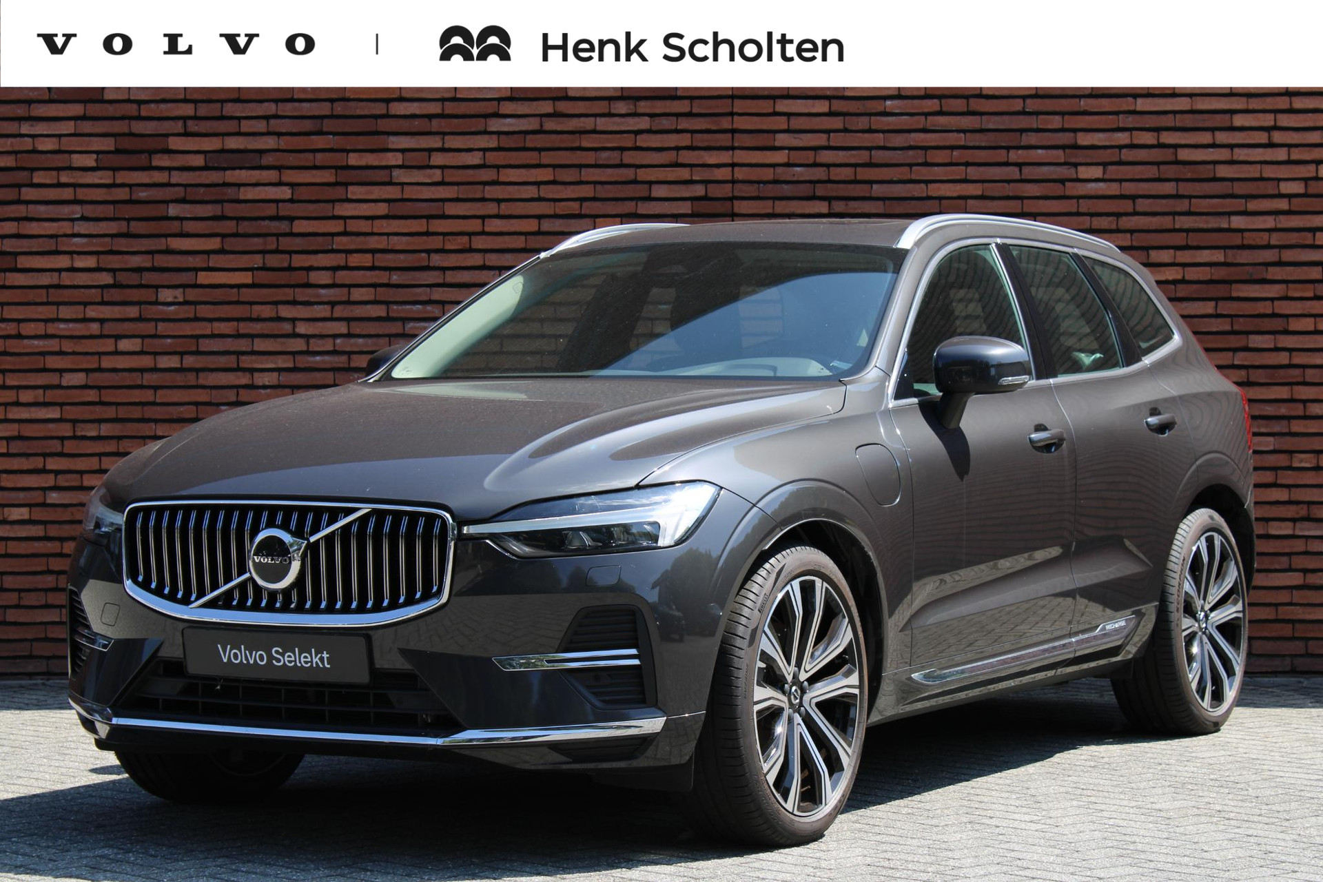 Volvo XC60 2.0 T6 Plug-in hybrid AWD Plus Bright