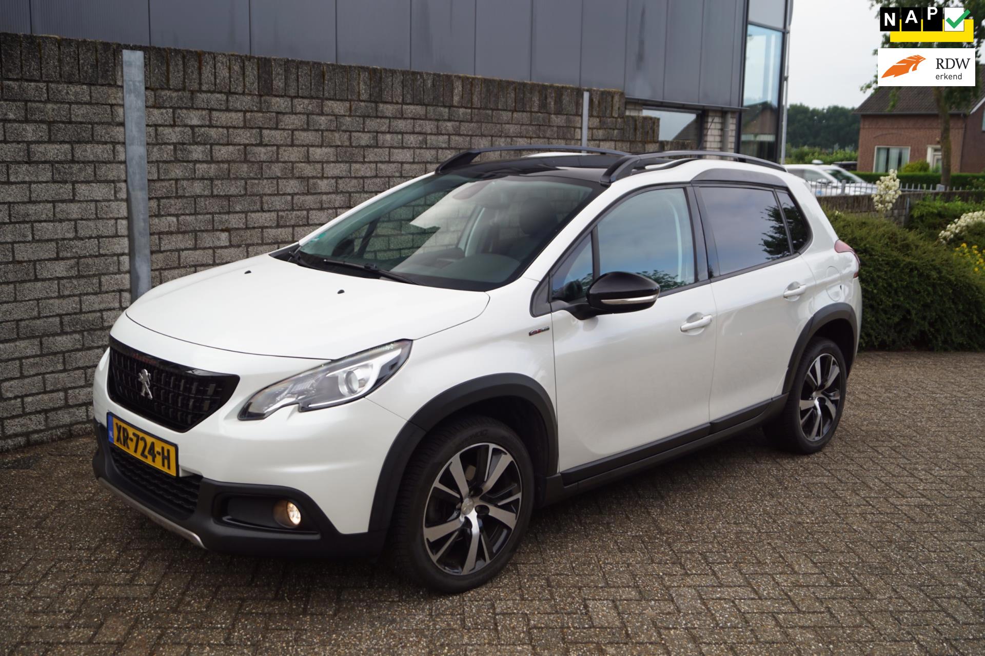 Peugeot 2008 1.2 PureTech GT-Line Panodak Half Leder Sportst Navi Camera Clima Cruise Apple Carplay PDC LMV NL Auto.
