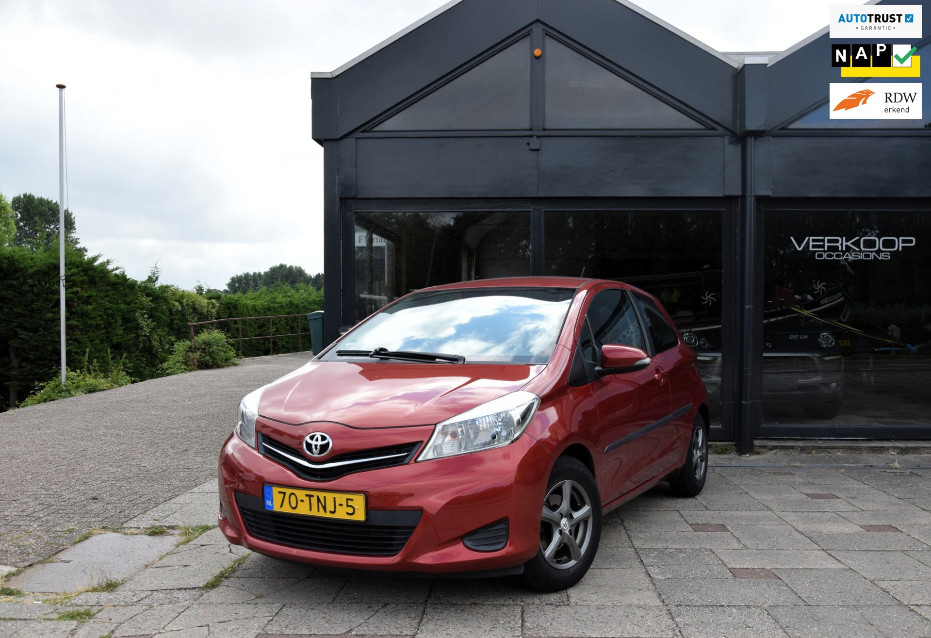 Toyota Yaris 1.0 VVT-i Aspiration Camera Parkeersensoren Navigatie
