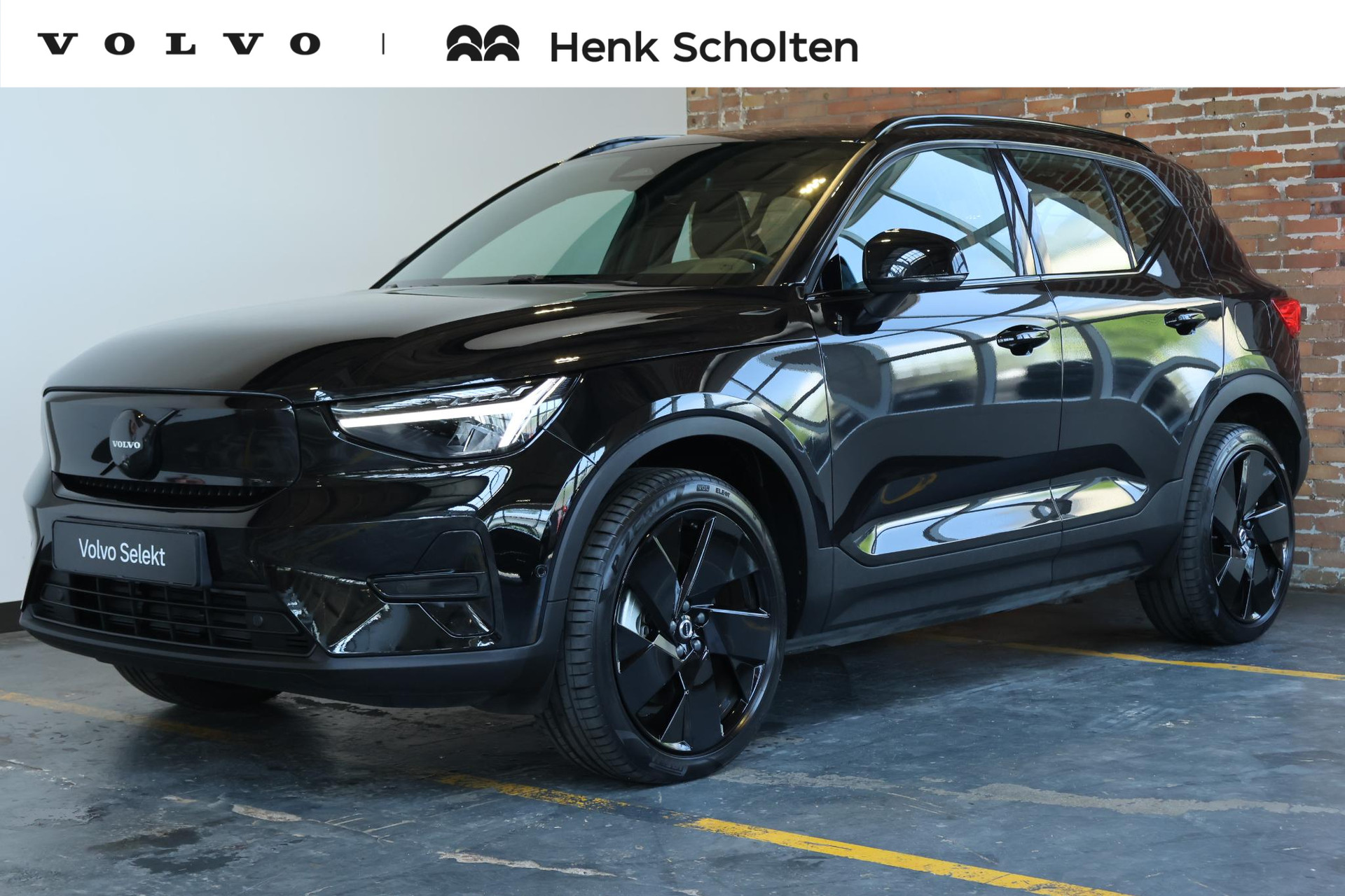 Volvo EX40 Single Motor Plus Black Edition 70 kWh