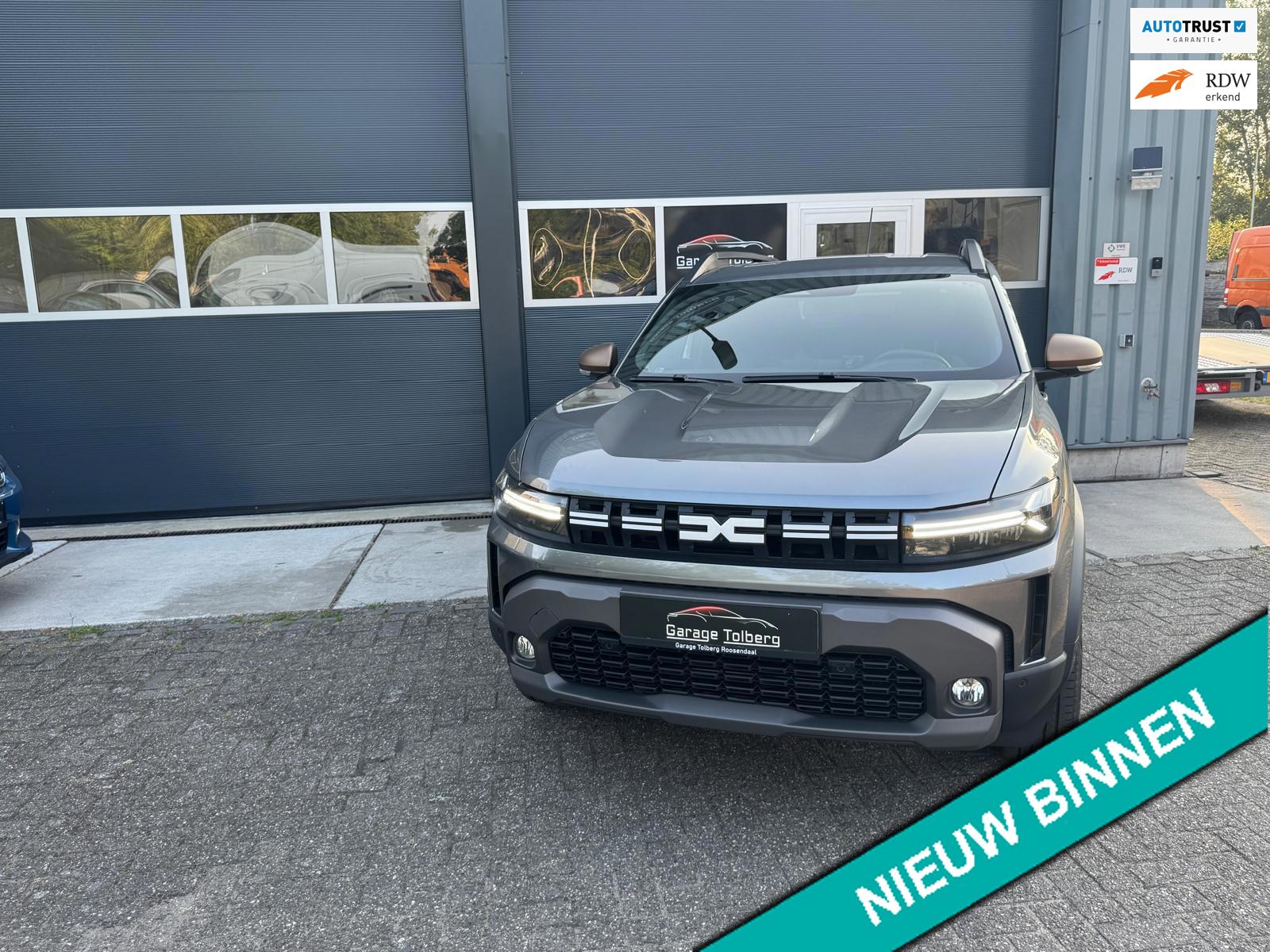Dacia Duster 1.6 Hybrid 140 Extreme Gris Schiste • 18" lichtmetalen velgen • CarPlay • navigatie • 360° camera • cruisecontrol