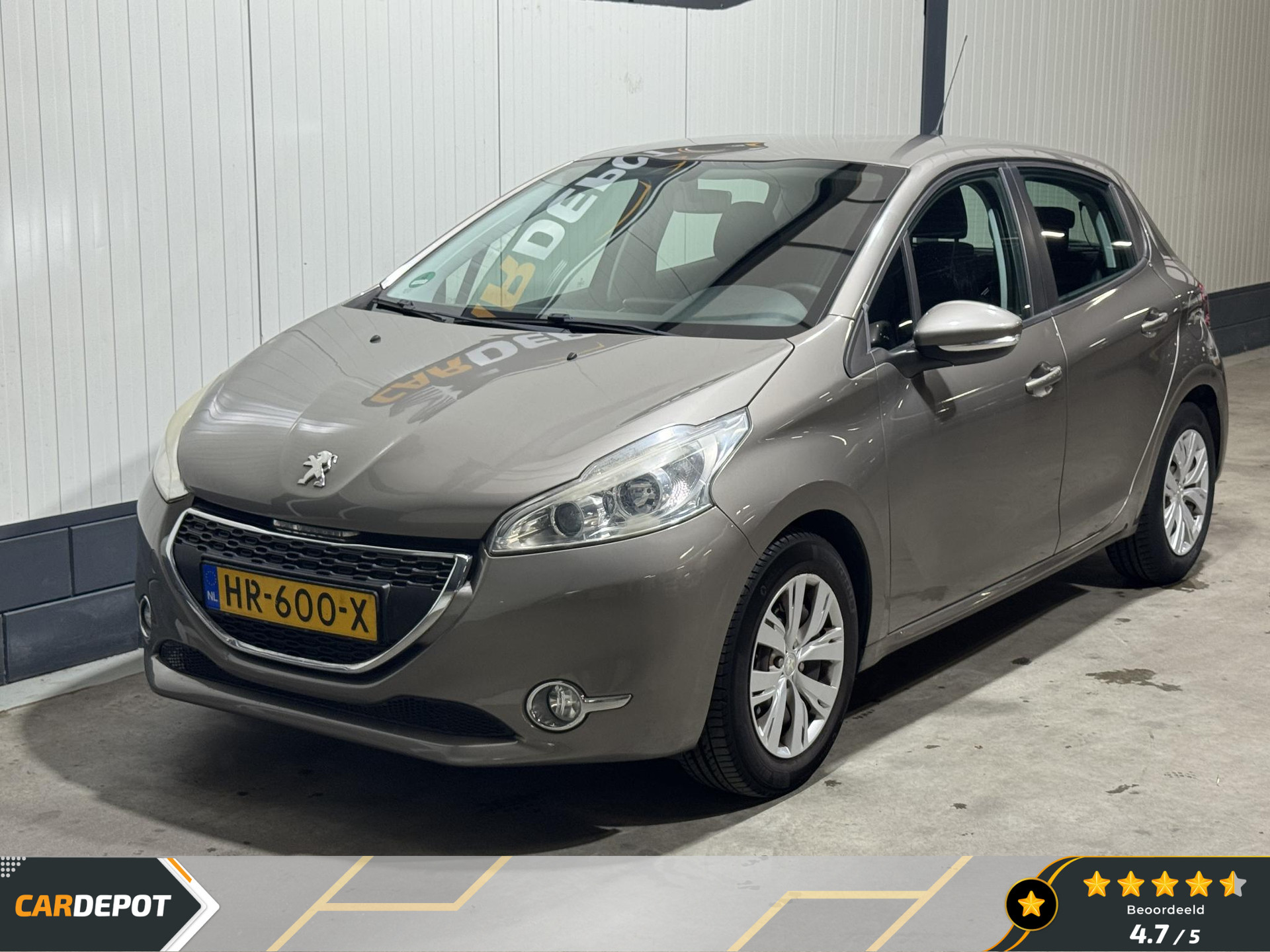 Peugeot 208 1.2 VTi Blue Lease Executive