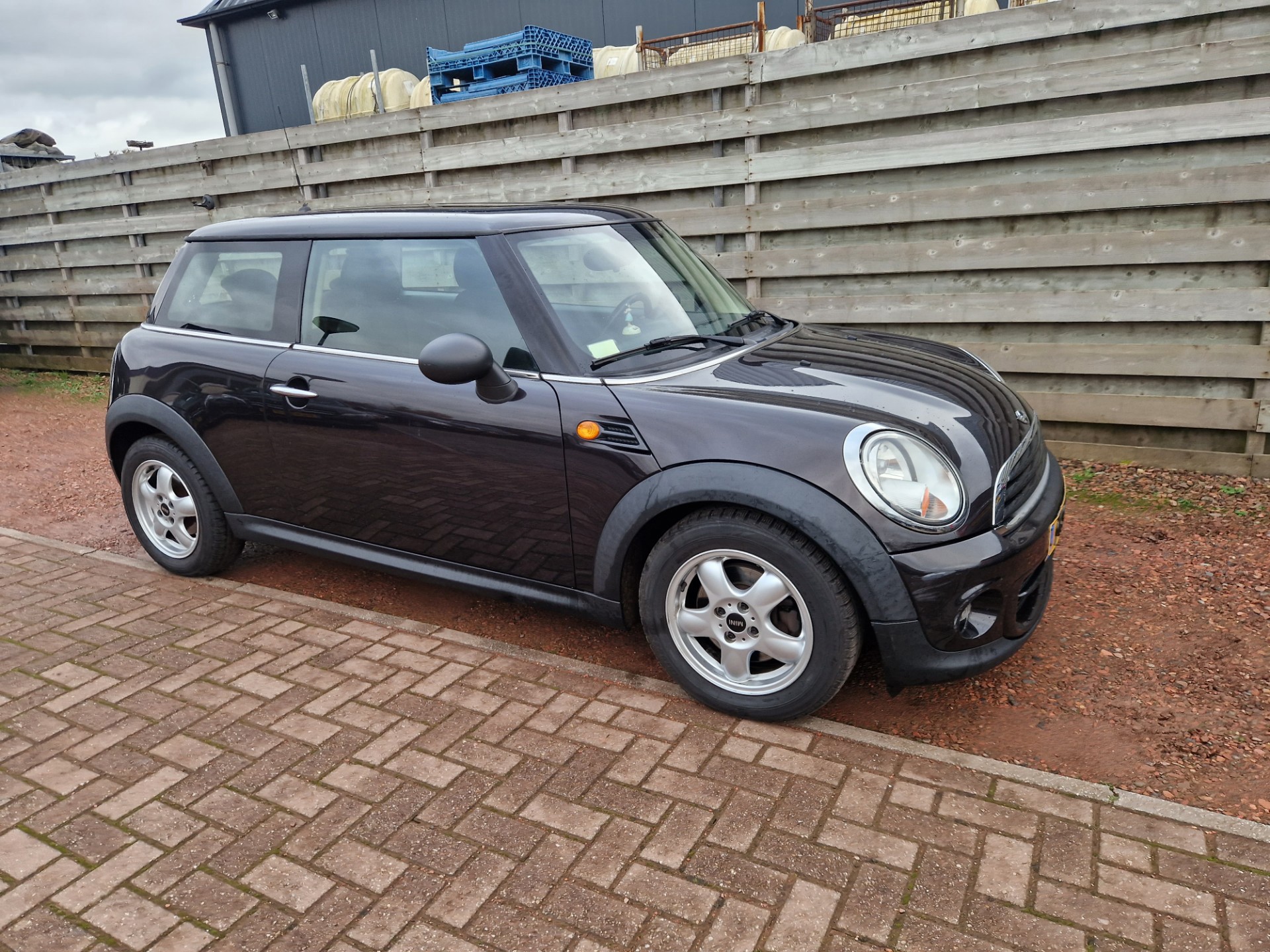 Mini Mini 1.6 One Pepper Navigatie