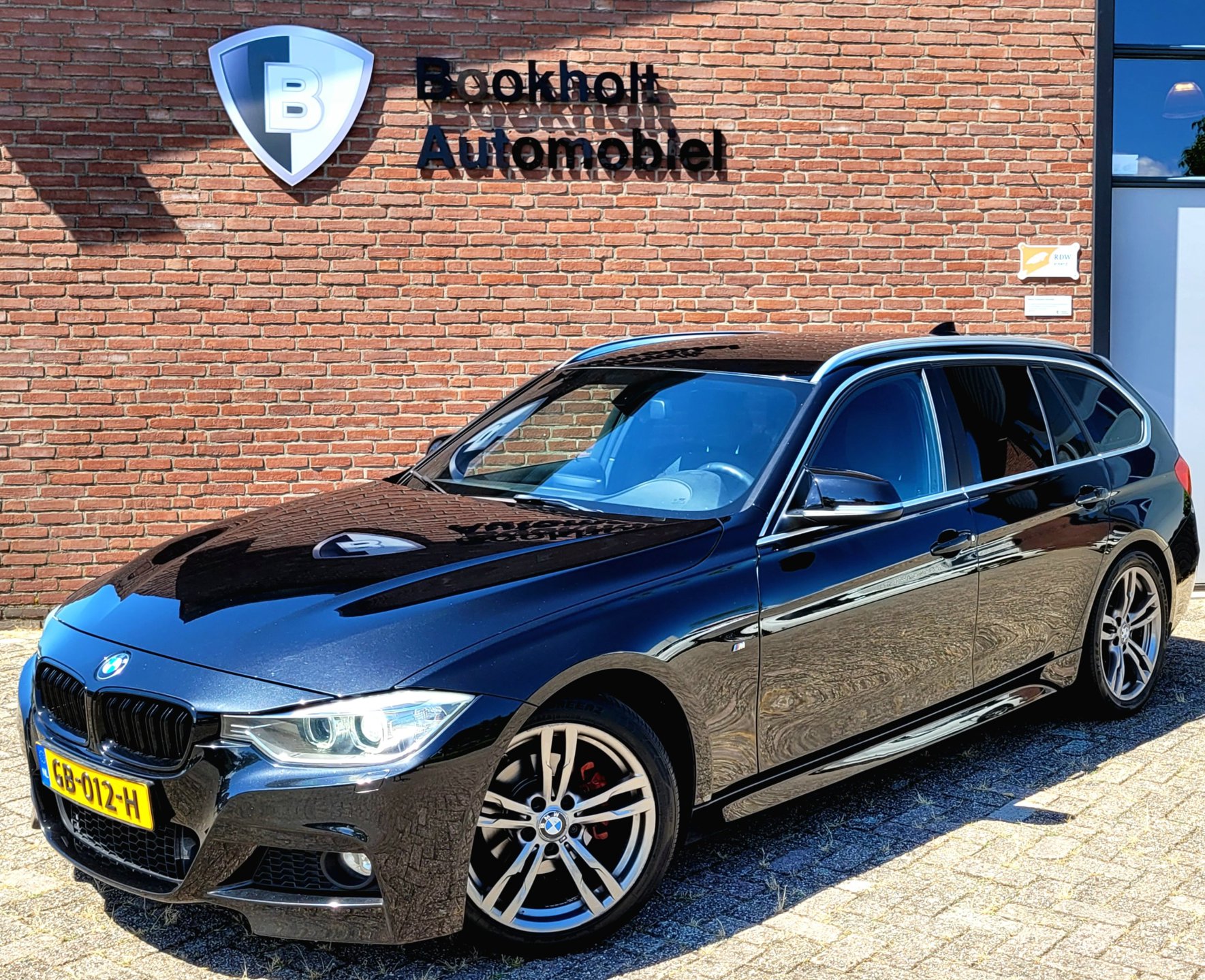 BMW 3-serie Touring 316i M-sport, Keyless, NL, NAP (HANDEL - EXPORT)