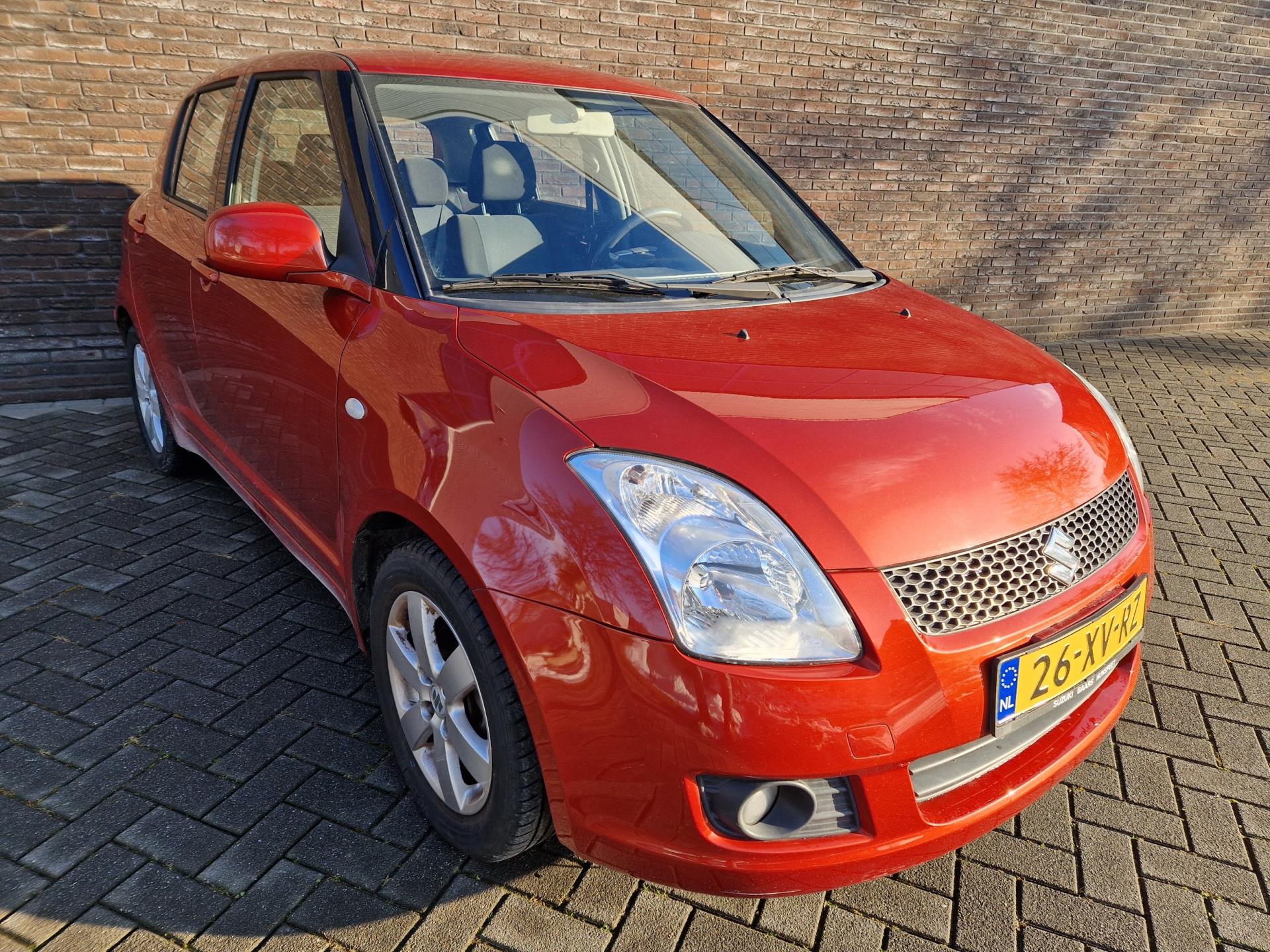 Suzuki Swift 1.3 Shogun 5 deurs airco LM velgen APK 01-2027