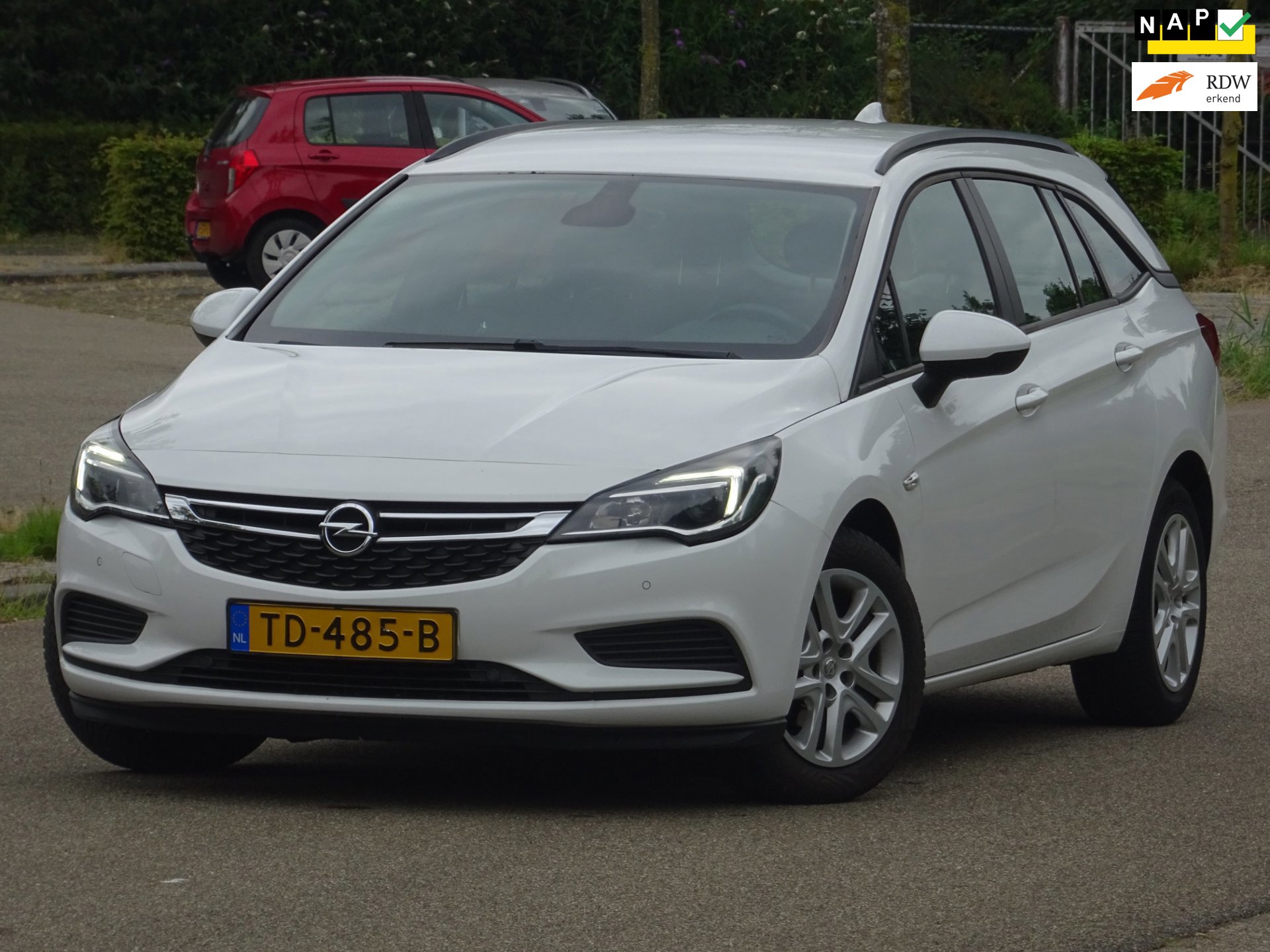 Opel Astra Sports Tourer 1.0 Online Edition BJ2018 NAP/NAVI
