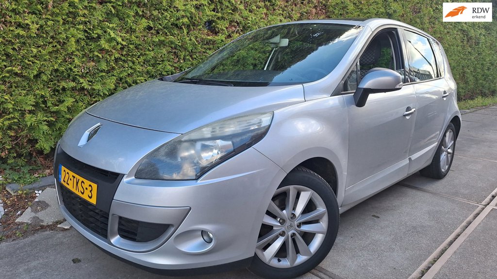 Renault Scénic 1.6 dCi Parisiènne