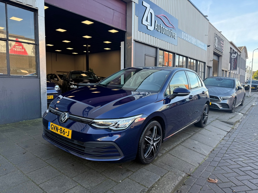 Volkswagen GOLF 1.5 TSI Life