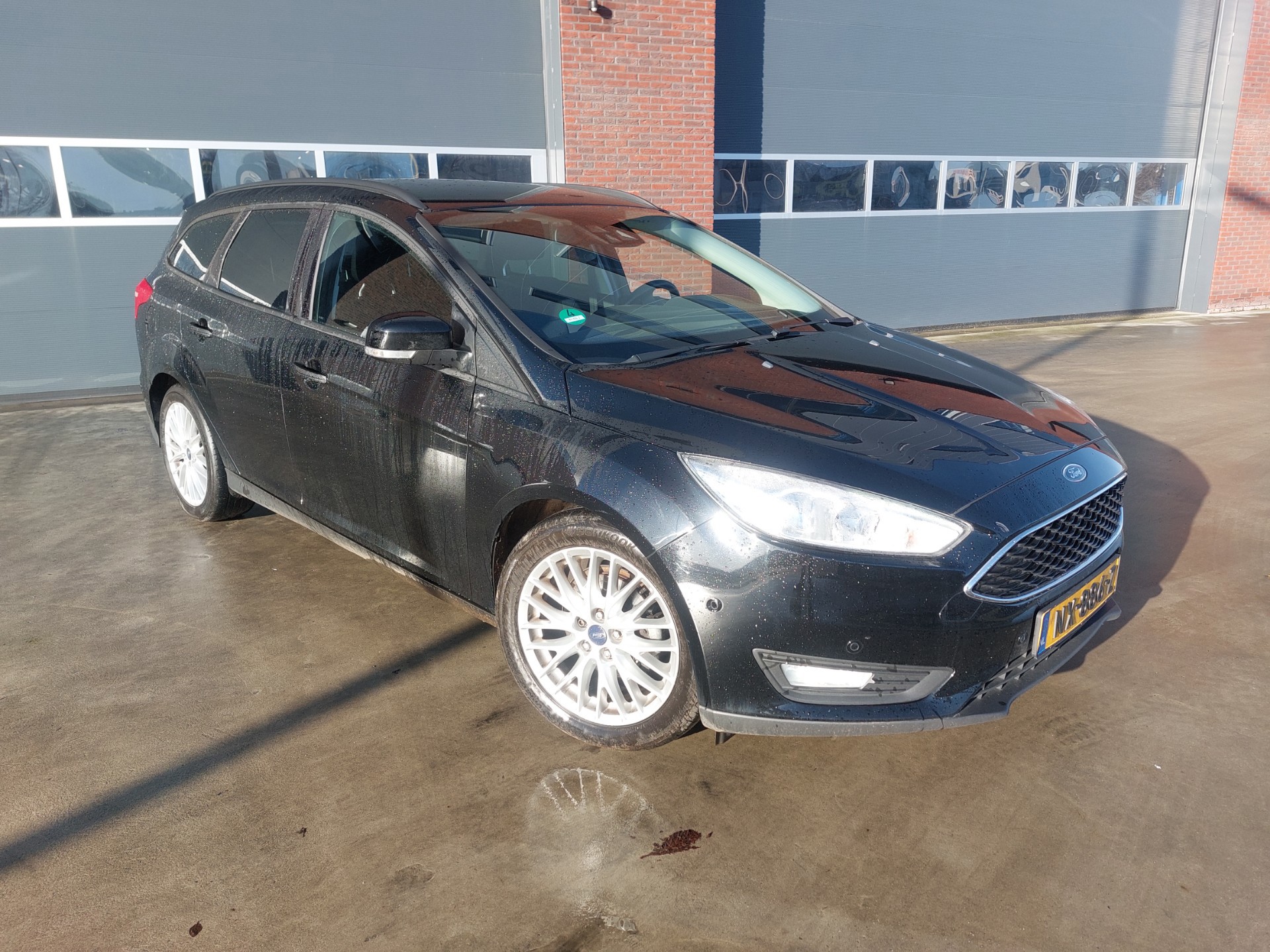 Ford Focus Wagon 1.5 TDCI Titanium AIRCO/ECC/NAV/LMV