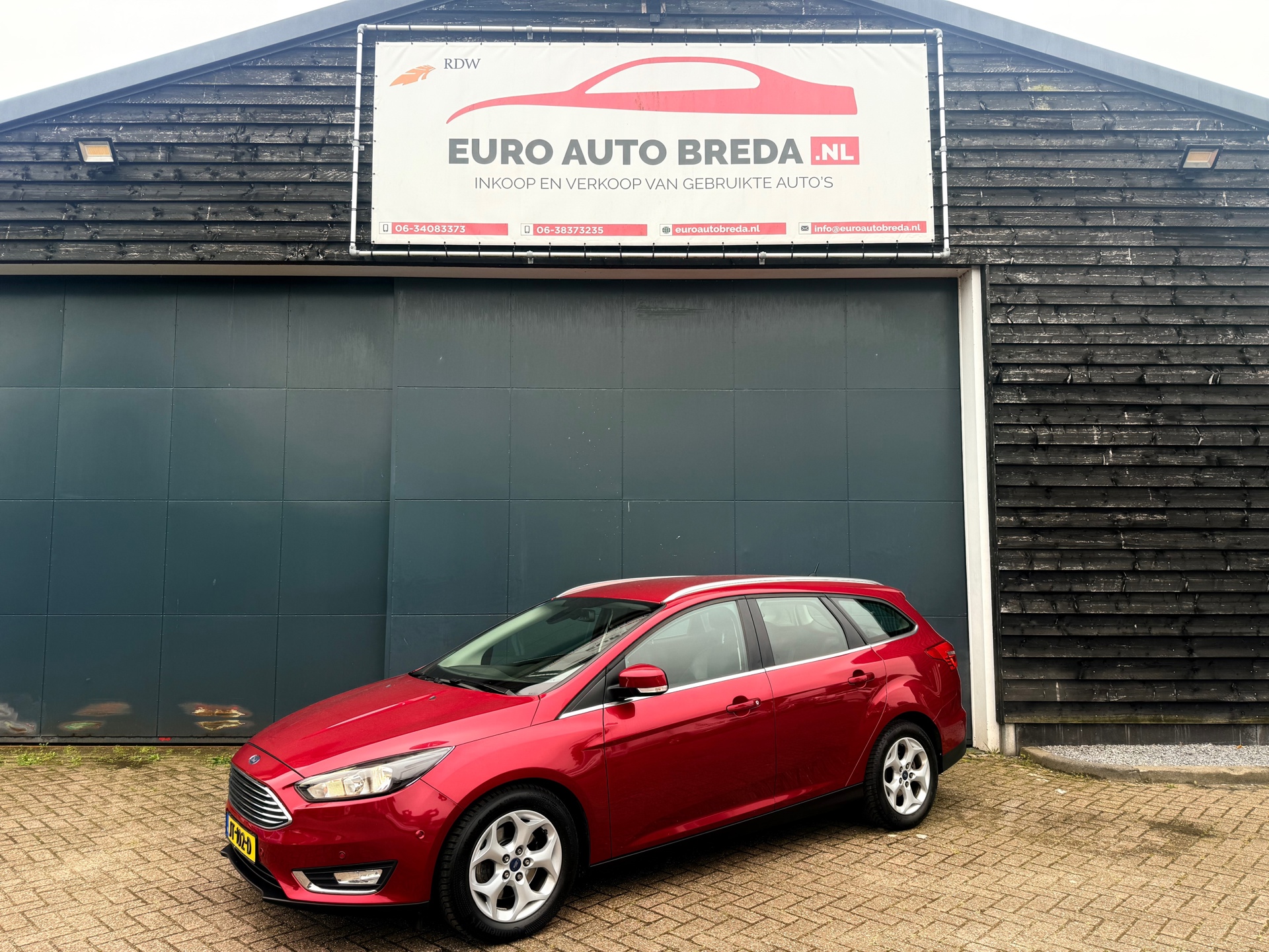 Ford Focus Wagon 1.5 Titanium Automaat
