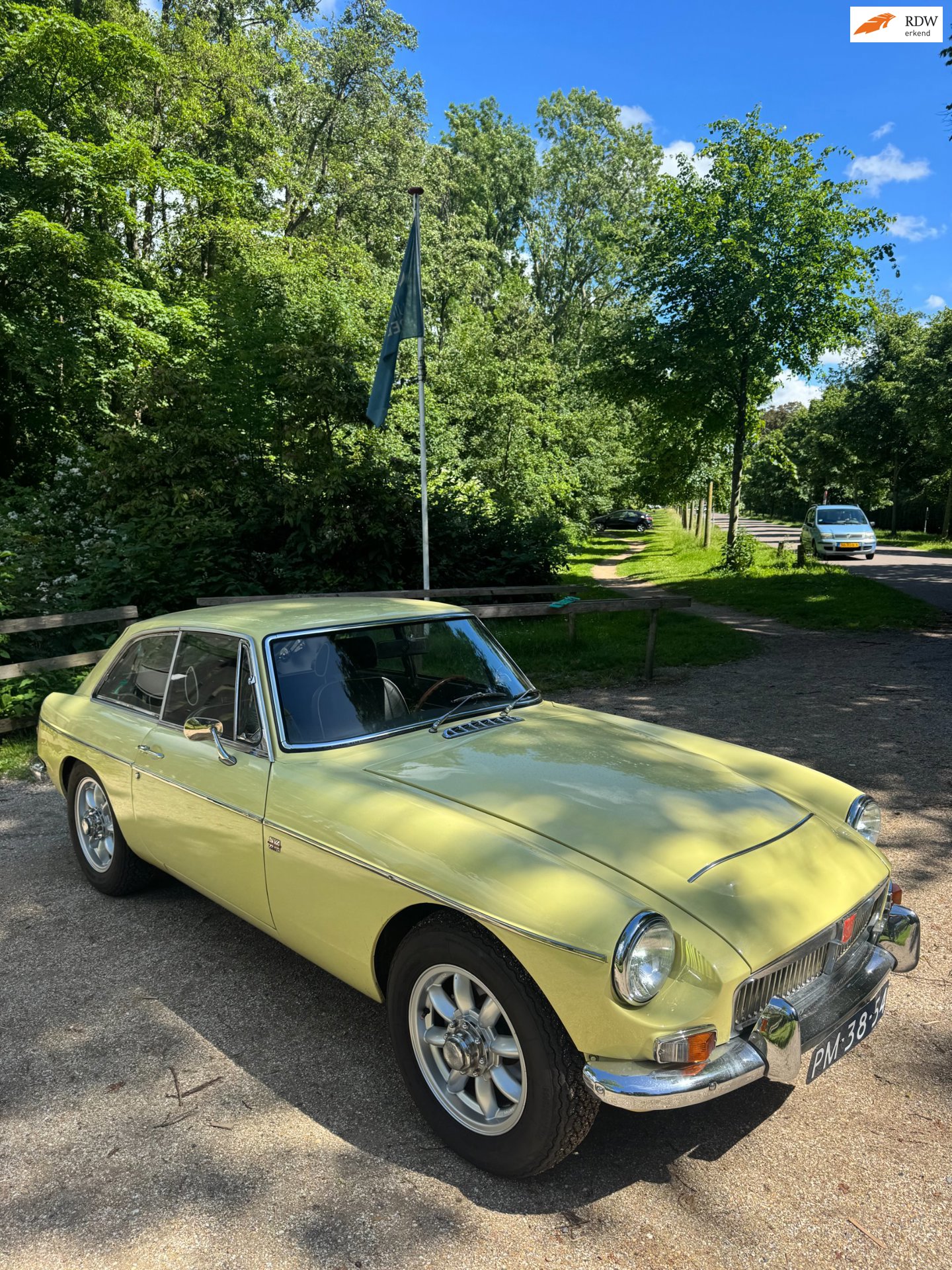 MG GT