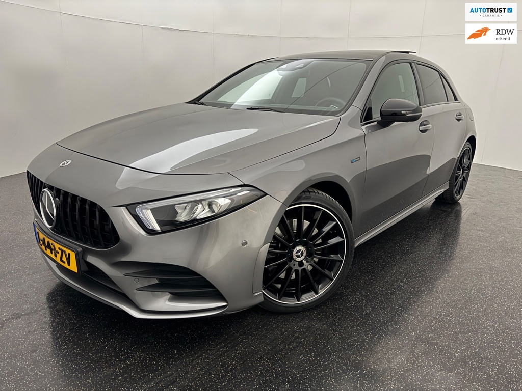 Mercedes-Benz A-klasse 250 e Premium Plus Nightpakket/Pano/360Cam