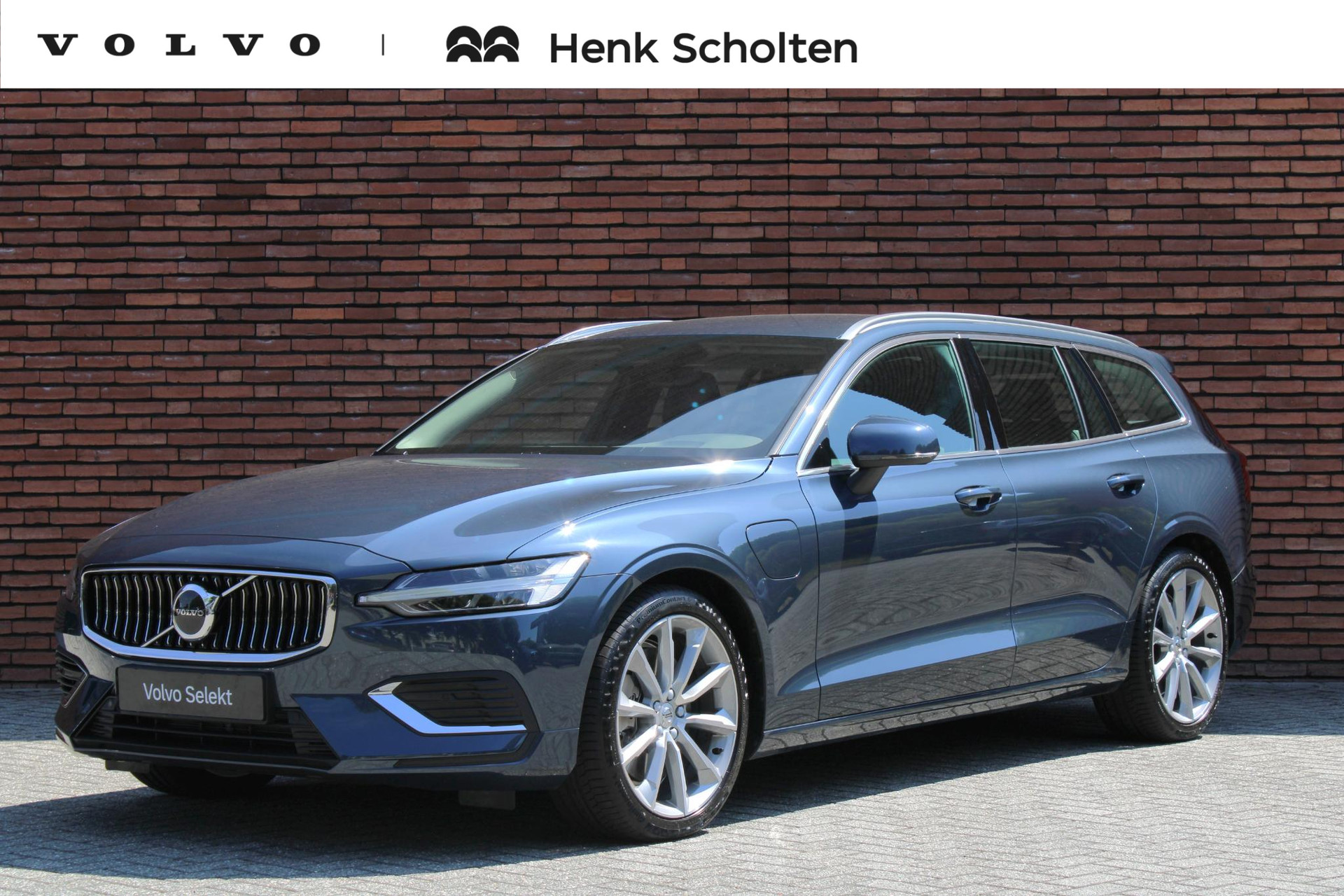Volvo V60 T6 Plug-in hybrid AWD Plus Bright