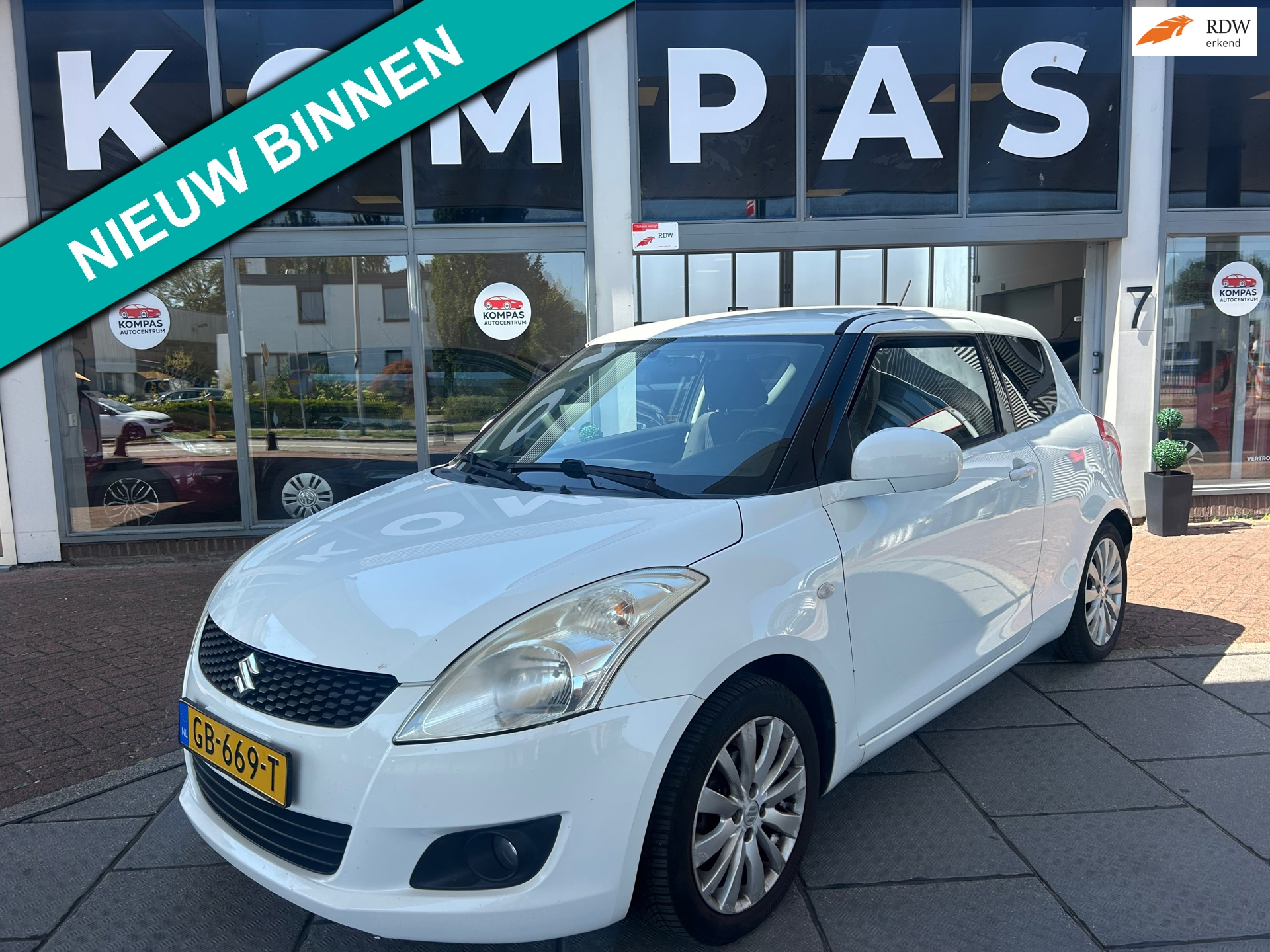 Suzuki Swift 1.2 Base |Airco|USB|Nw.Apk|LM.Velgen|EL.Ramen|Vol.Onderhoud|