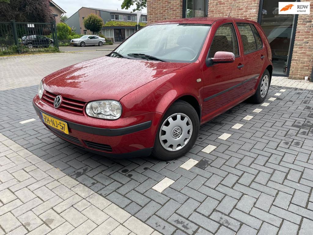 Volkswagen Golf 1.4-16V