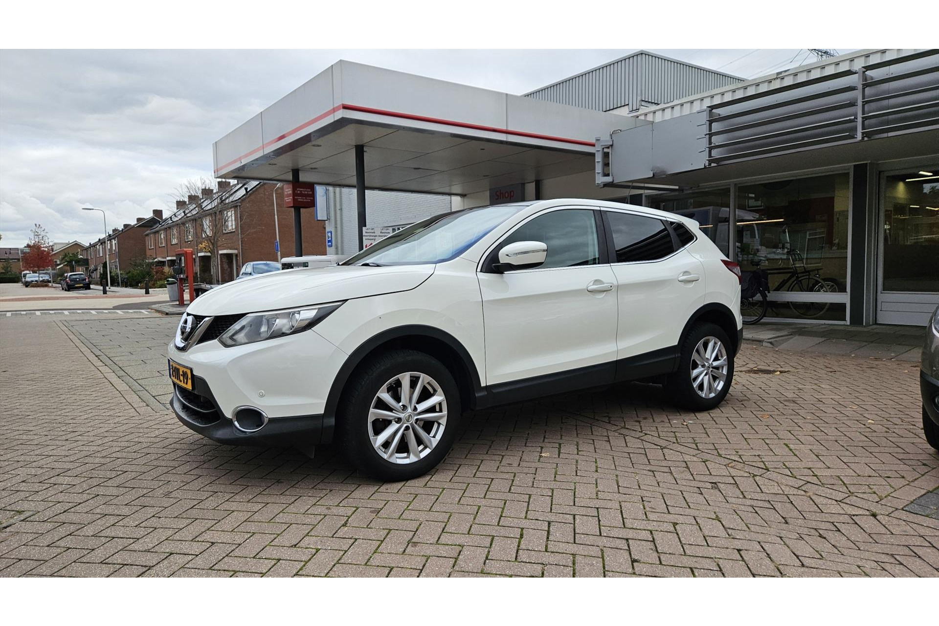 Nissan QASHQAI 1.2 115pk DIG-T Connect Edition