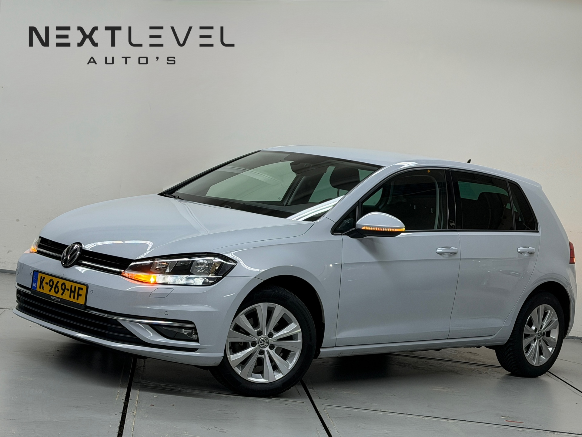 Volkswagen Golf 1.0 TSI Comfortline Navi CarPlay Camera ACC