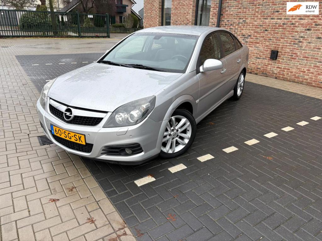 Opel Vectra GTS 2.2-16V Sport