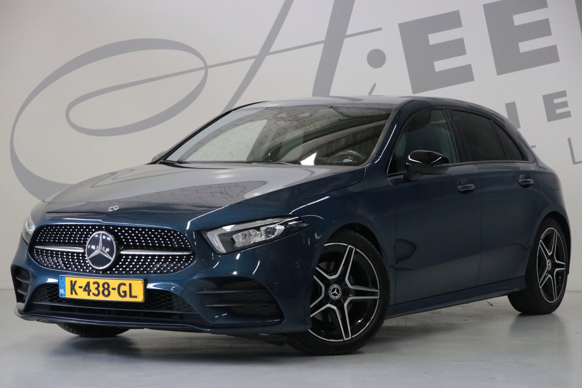 Mercedes-Benz A-klasse 180/ AMG-pakket/ Nightpakket/ Sfeerverlichting