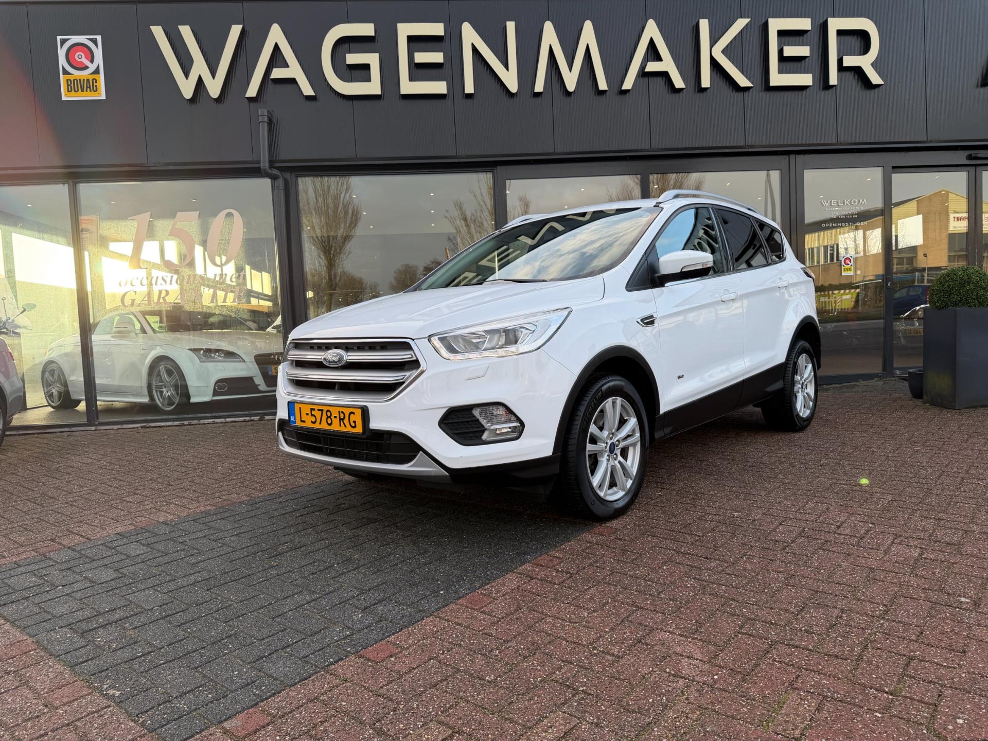 Ford Kuga 1.5 Titanium 4WD AUT|NAVI|Cruise|Carplay!