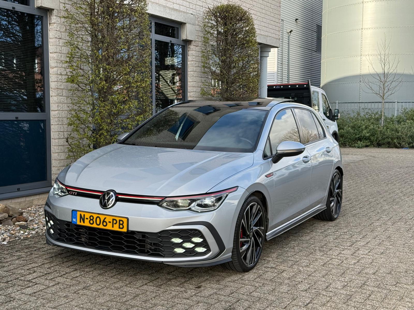 Volkswagen Golf 2.0 TSI GTI |PANO|IQ-LIGHT|DSG|