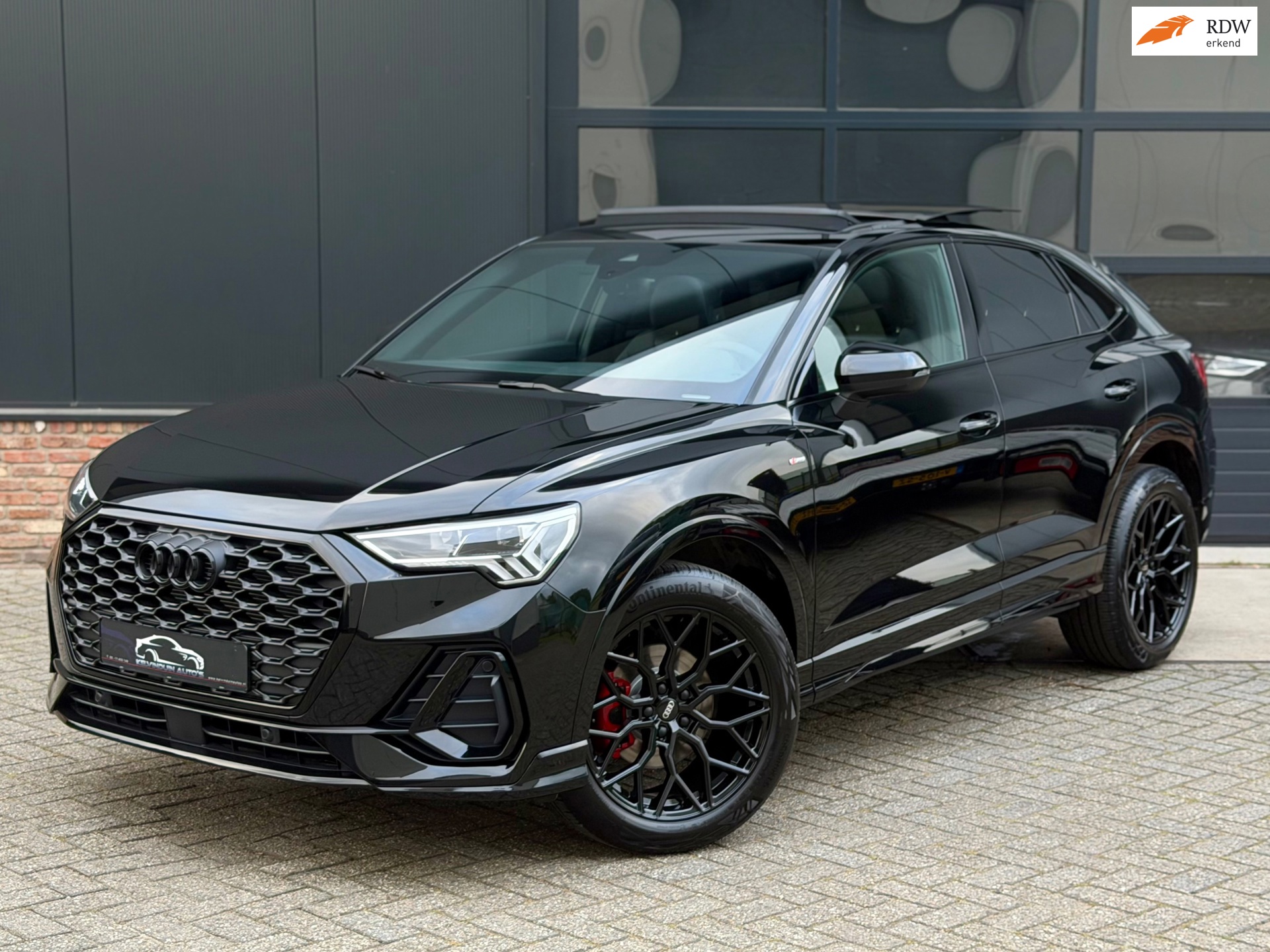 Audi Q3 SPORTBACK 35 TFSI S-Line 150 pk Blackstyle/pano/Camera/sfeerverlichting