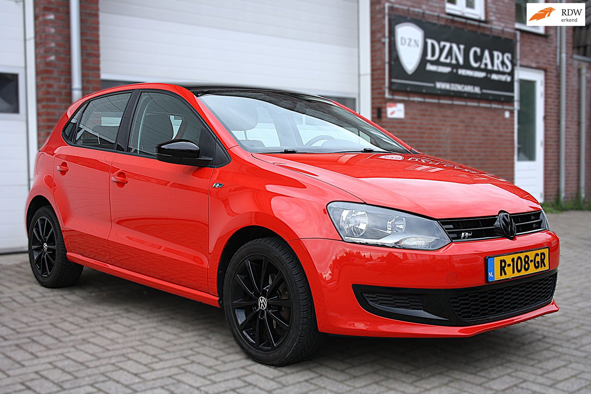 Volkswagen Polo 1.4-16V Trendline Airco | 5-deurs | R Line uitgevoerd | Lm velgen