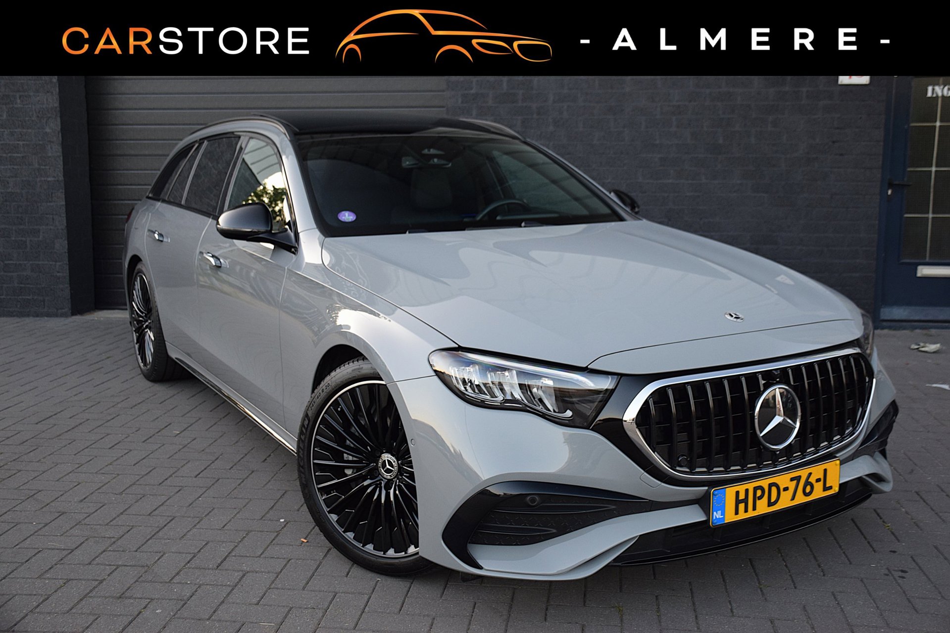 Mercedes-Benz E-klasse Estate 300 e Exclusive Line*AMG Pakket*PANO*Trekhaak*Dubbel scherm*35Dkm