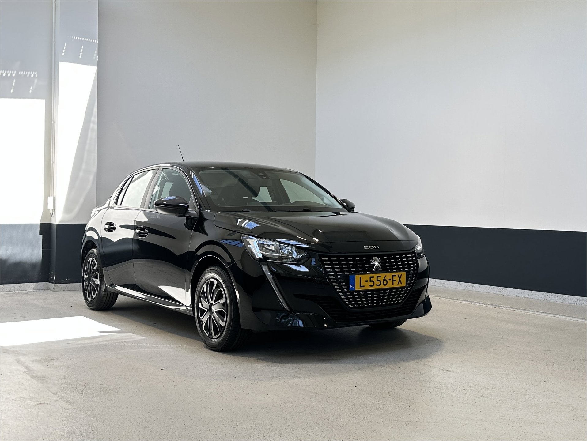 Peugeot 208 1.2 PureTech Active | Apple Carplay/Android Auto| Bluetooth | NL |