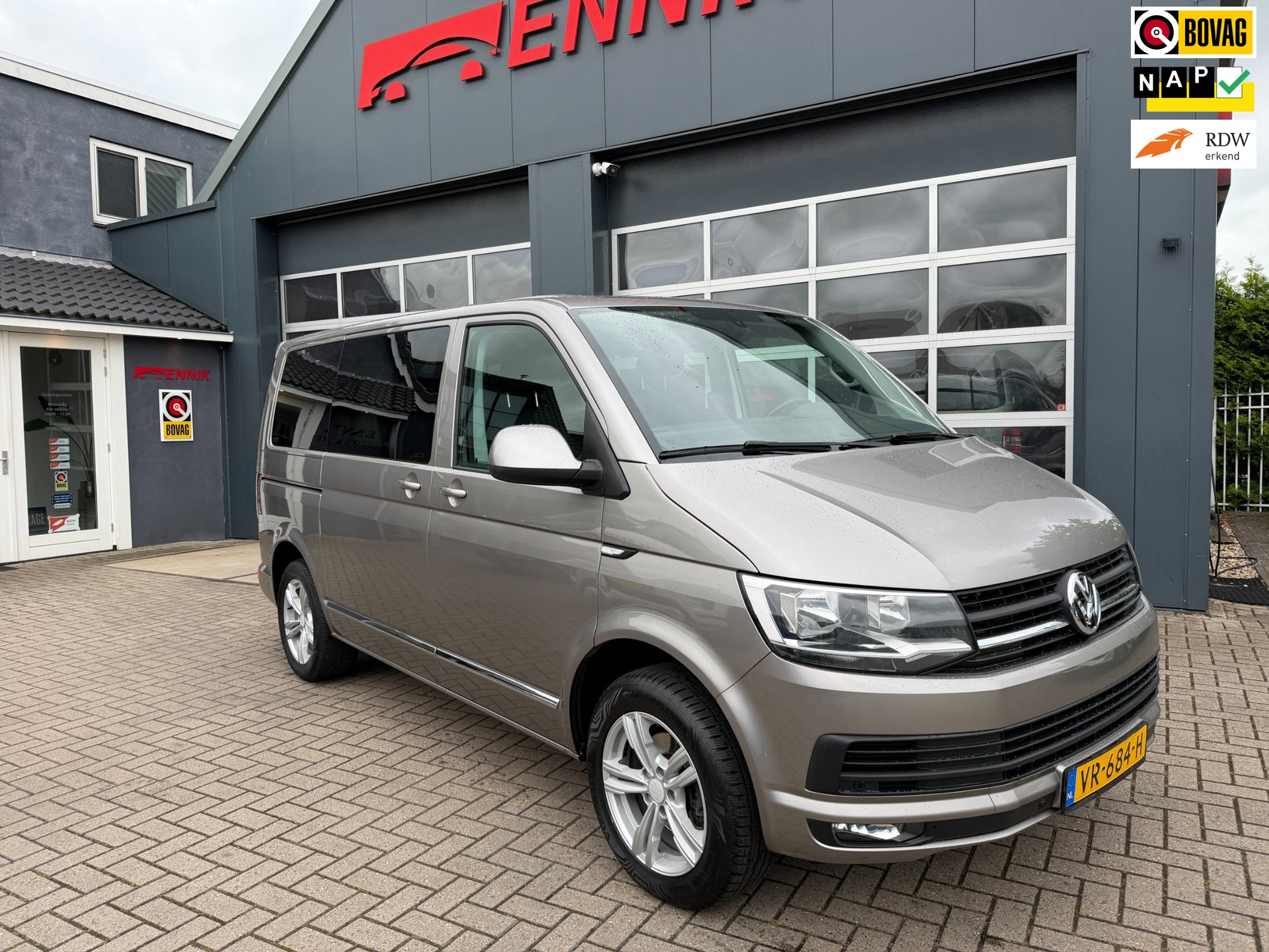 Volkswagen Transporter 2.0 TDI L1H1 BM DC Comfortline / Camera / Cruise / Trekhaak afn.