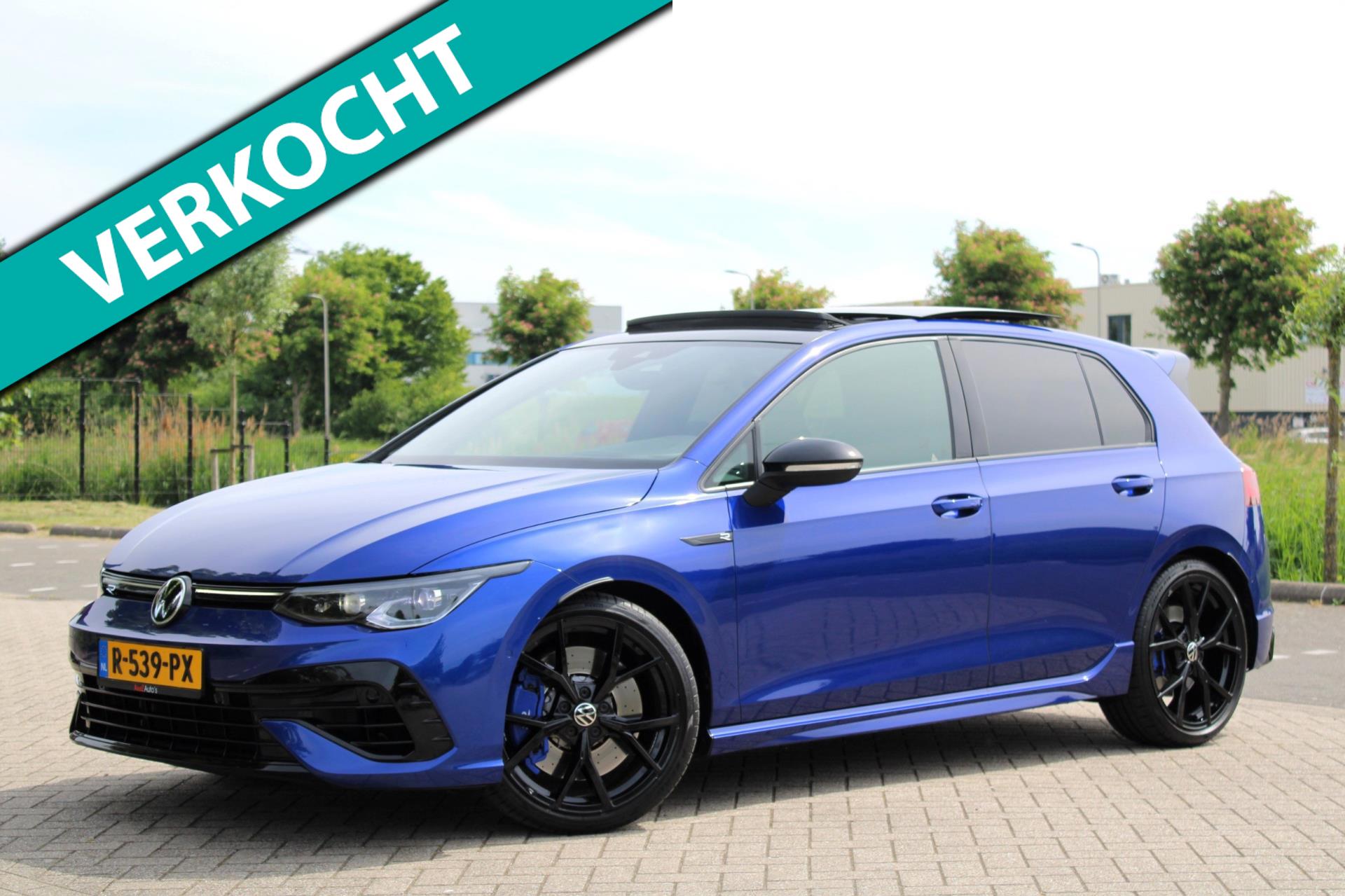 Volkswagen Golf 2.0 TSI R 4Motion *Akra*Pano*DCC*Leder*H&K