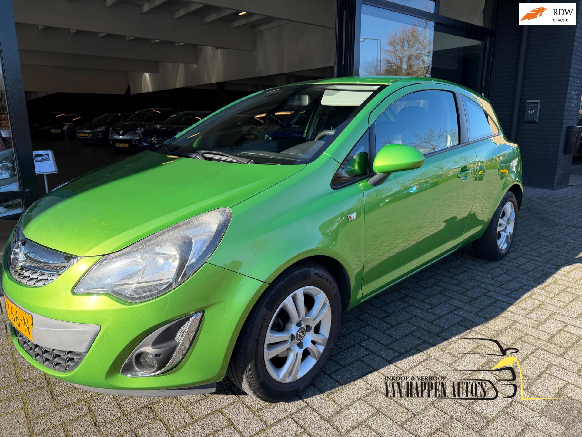 Opel Corsa 1.2-16V Cosmo / apk 2-2027