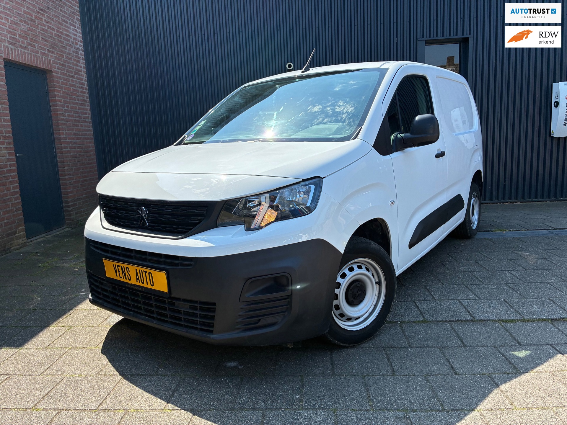 Peugeot Partner 1.2 PureTech Pro, BTW/BPM VRIJ!