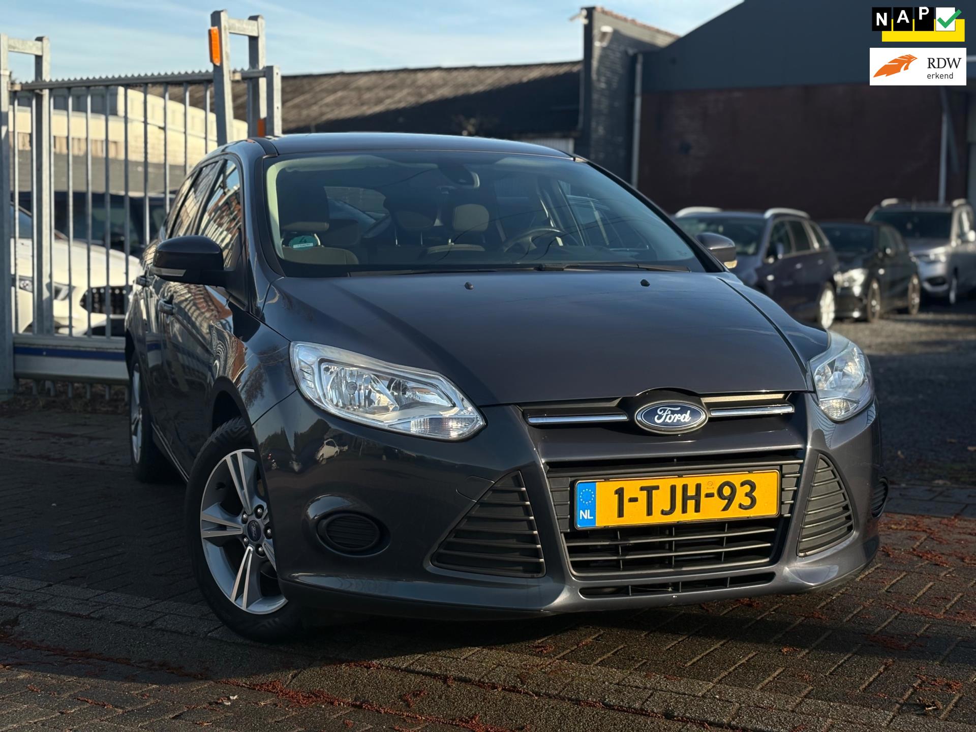 Ford Focus Wagon 1.0 EcoBoost Edition | NWE D-Riem | Navigatie | 16” LMV | Airco |