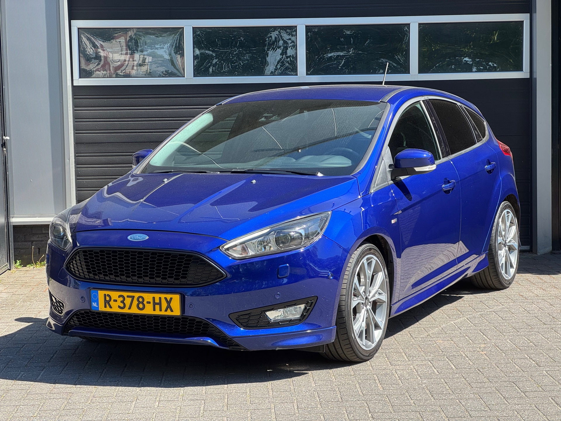 Ford Focus Wagon 1.0 ST Line Navi, Camera, Climate, Cruise,