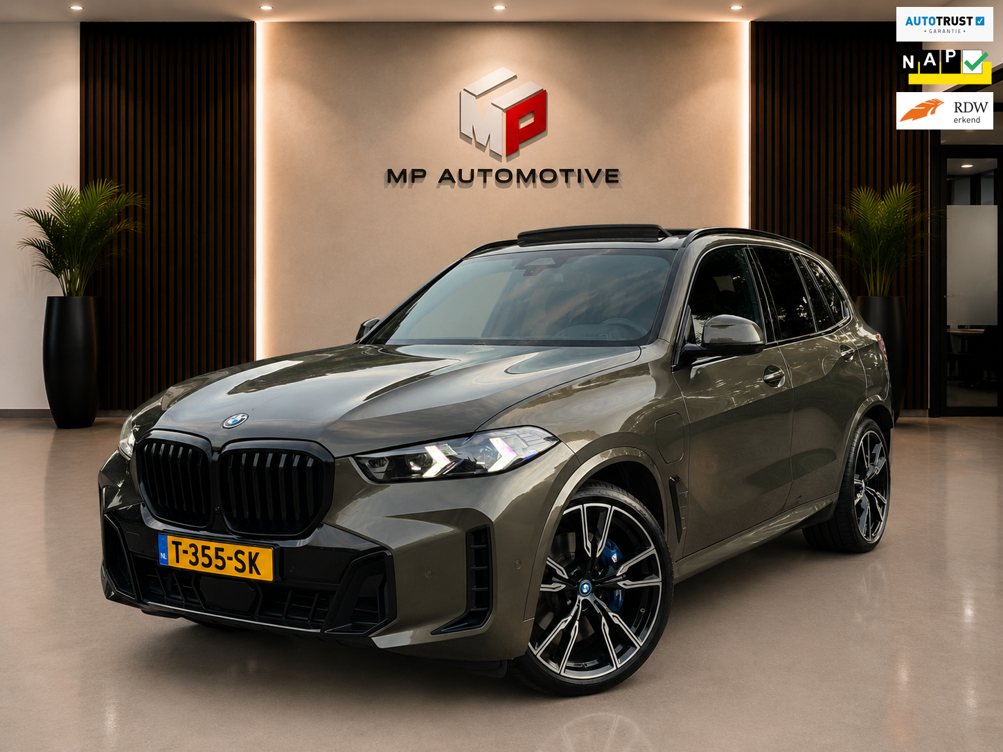 BMW X5 XDrive50e M-Sport Pro|Bowers&Wilkens|SKY|BTW|Luchtvering|Massage|Softclose|NAP