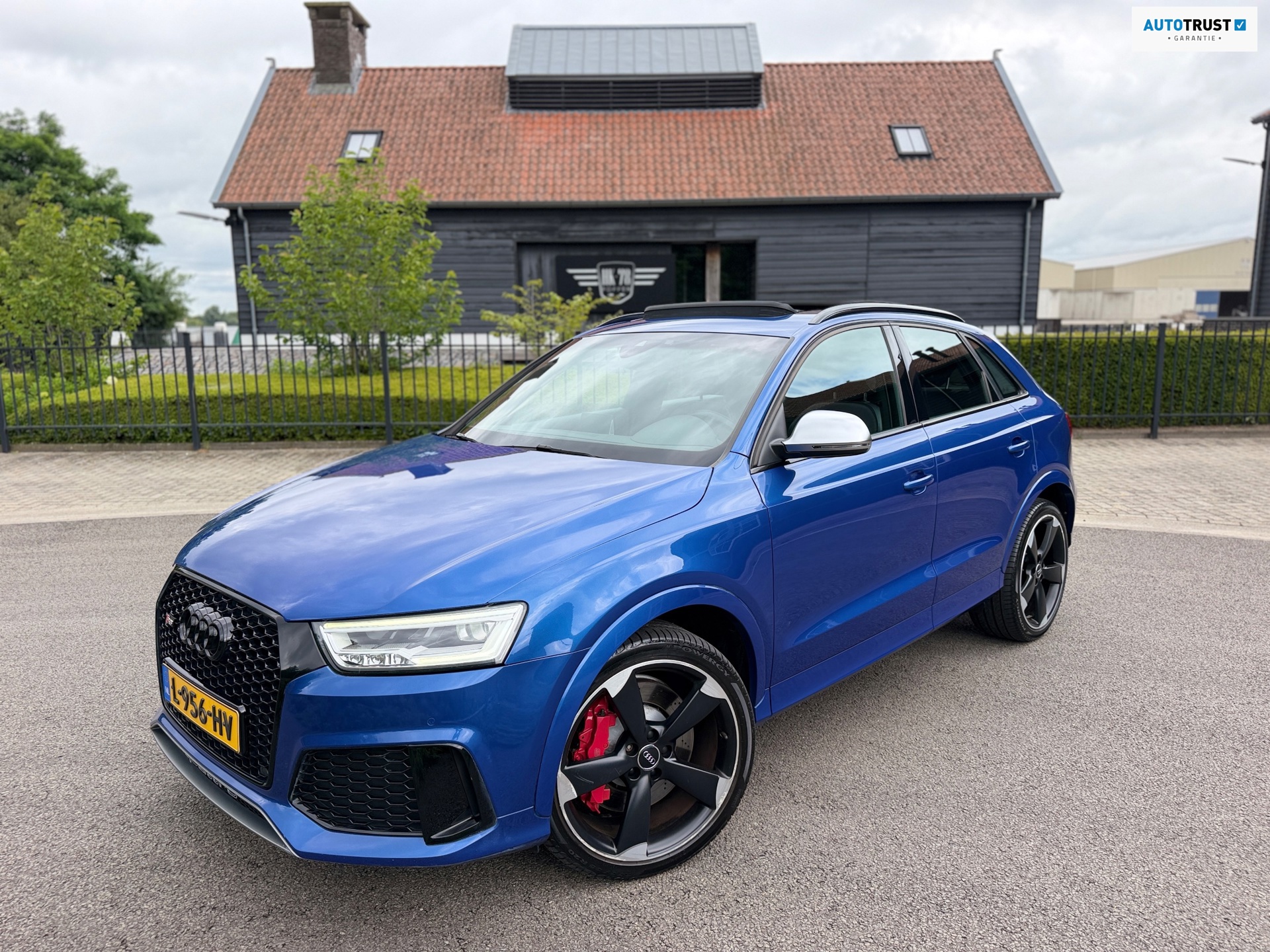 Audi Q3 2.5 TFSI RS Q3 QUATTRO PERFORMANCE PANORAMDAK BOSE CARBON LEER NAVI MATRIX