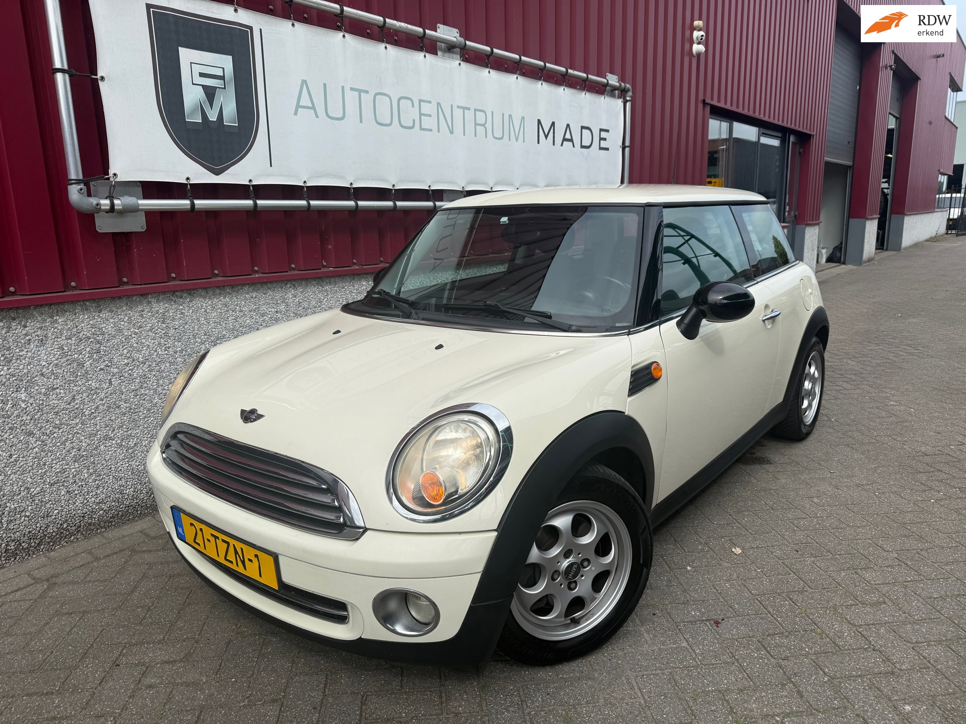 Mini 3-Deurs 1.4 One Salt // Airco // 150 DKM