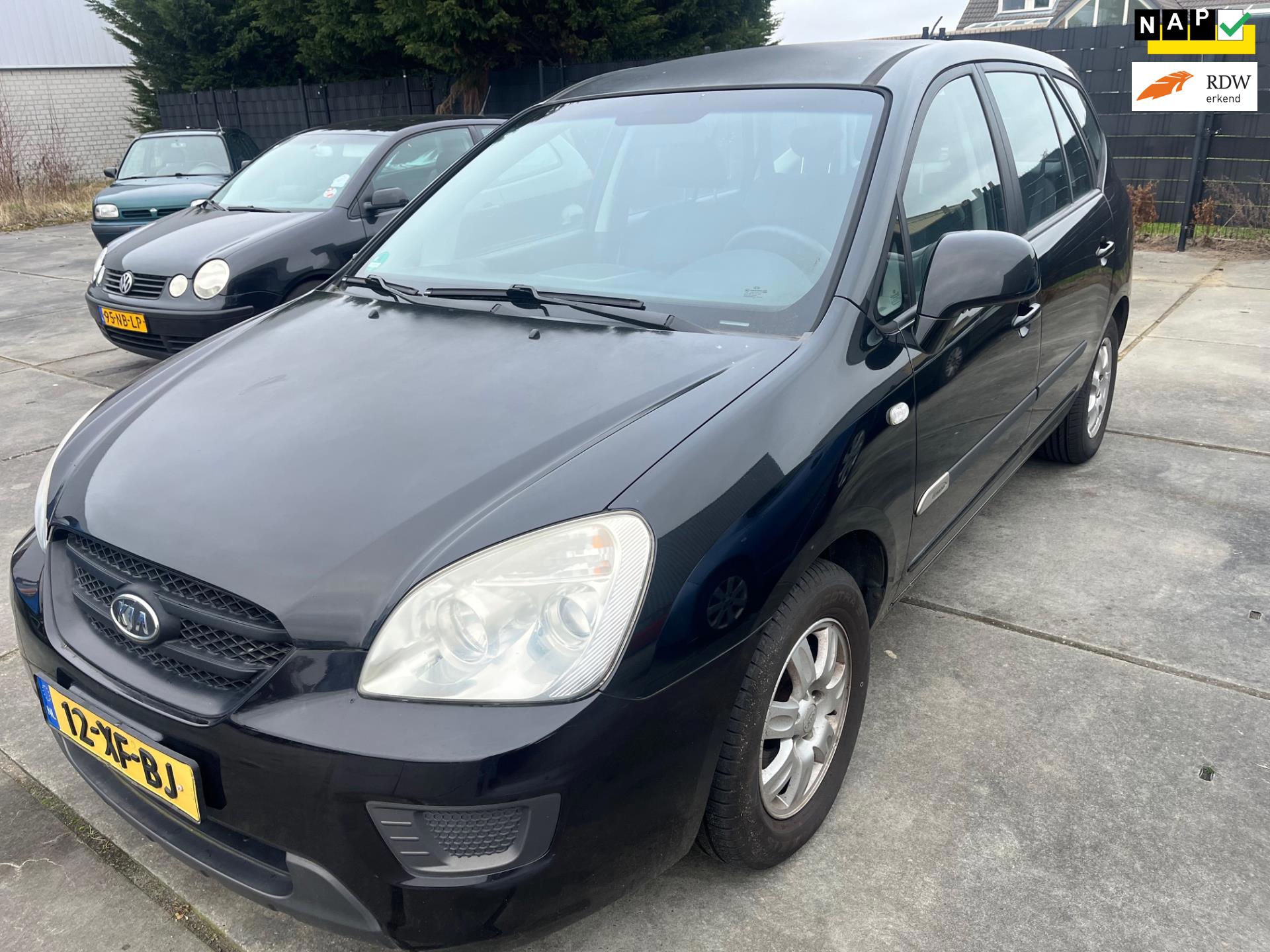 Kia Carens 2.0 CVV 113845 km NAP!! apk