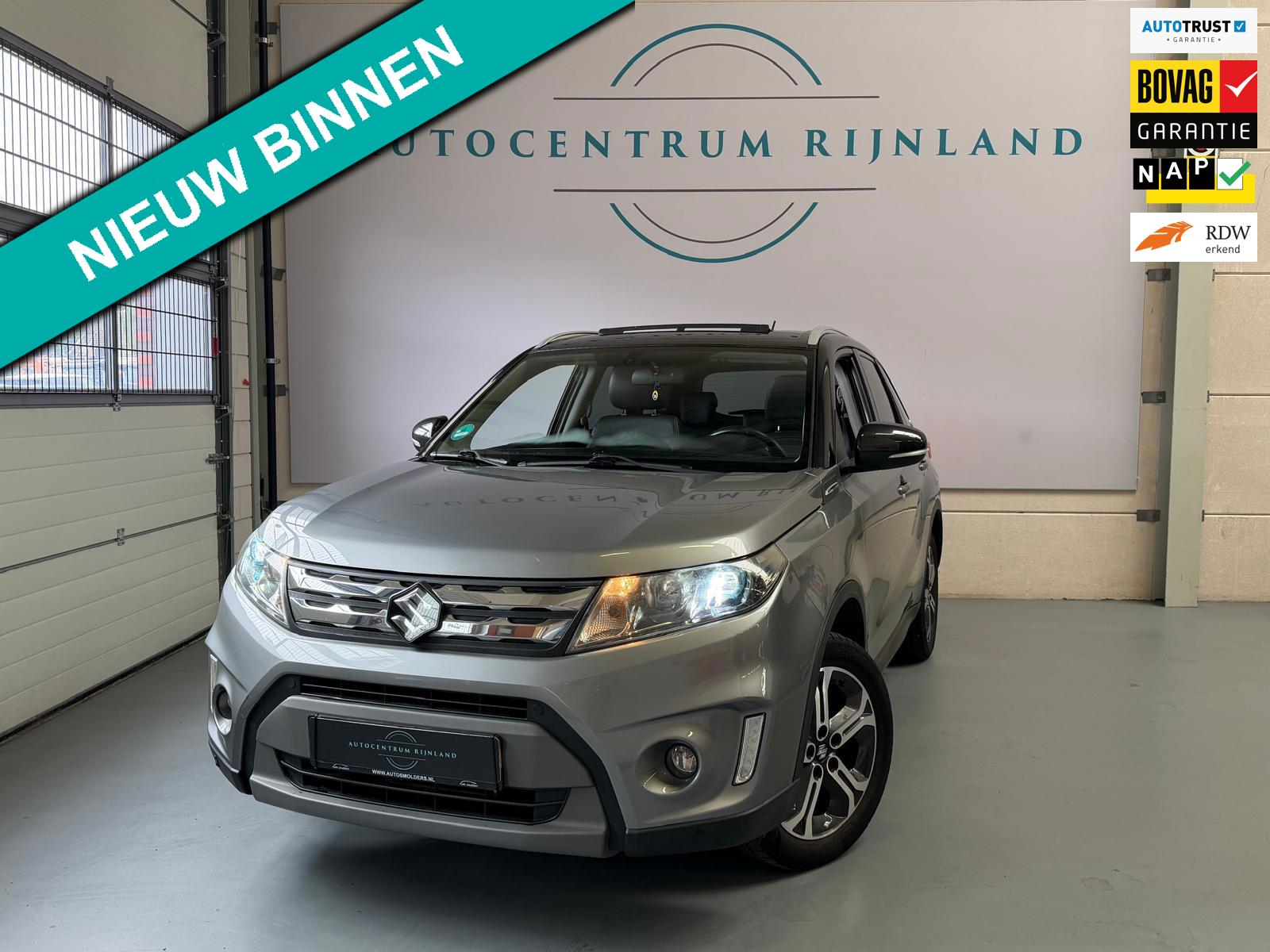 Suzuki Vitara 1.6 High Executive Panoramadak, camera, Trekhaaak, Stoelverwarming